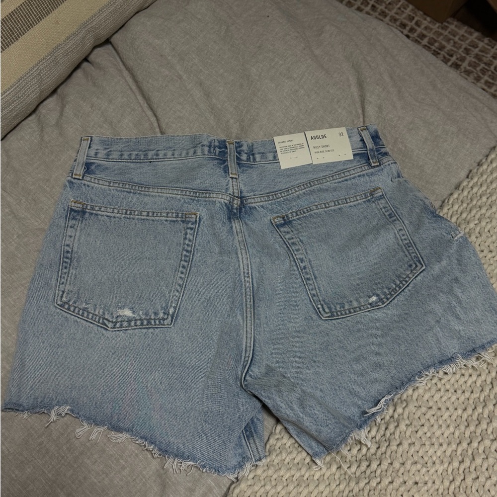 Agolde Riley High Rise Light Blue Jean Shorta - Picture 2 of 4
